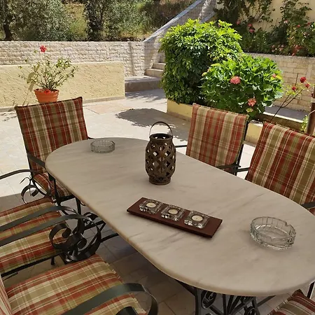 Aparthotel Archontiko Loukis 3*