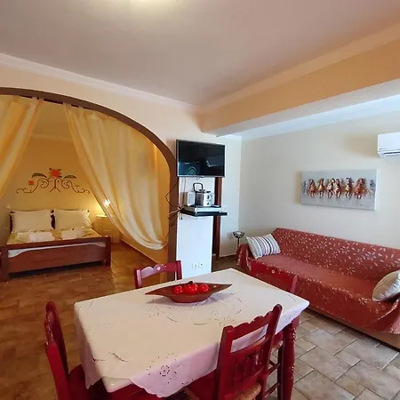 Апарт-отель Archontiko Loukis Corfu (city)